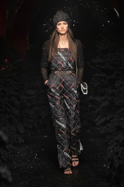 Look 33